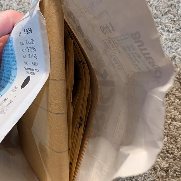 Butterick Pattern - Picture 4 of 4